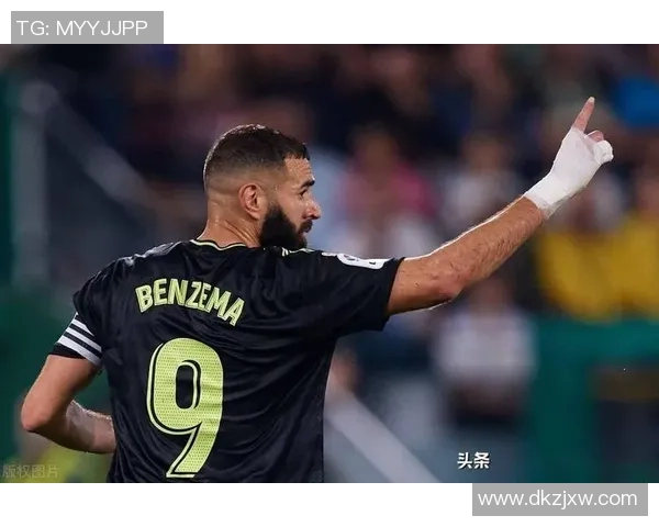 巴尔韦德失误引发库尔图瓦神奇扑救西甲赛场的激动时刻回顾